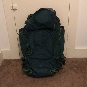 Green Kelly redwing 50 backpackers backpack